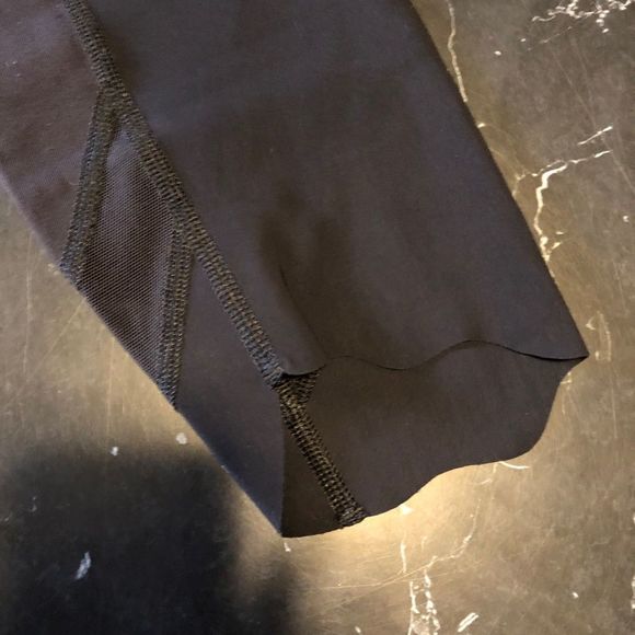 Lululemon - Picture 8 of 10